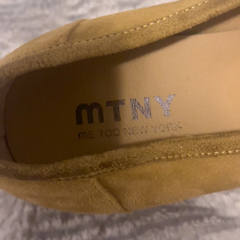 Me Too New York Platform Loafers Womens 9.5 Tan Heeled Vegan Suede Chunky Lug